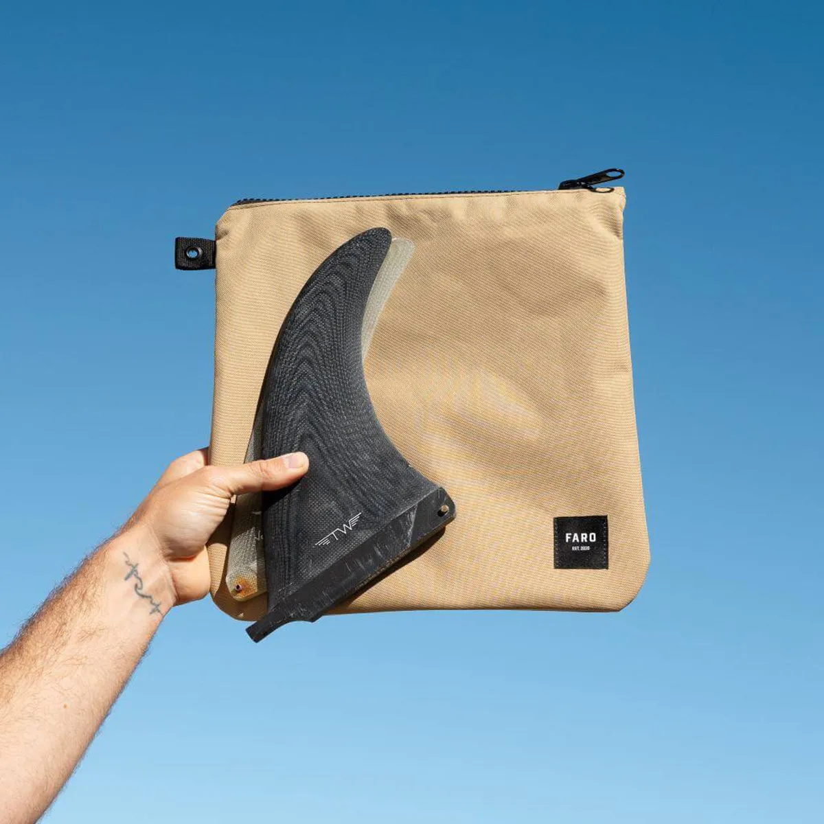 FARO Surfboard Fin Wallet