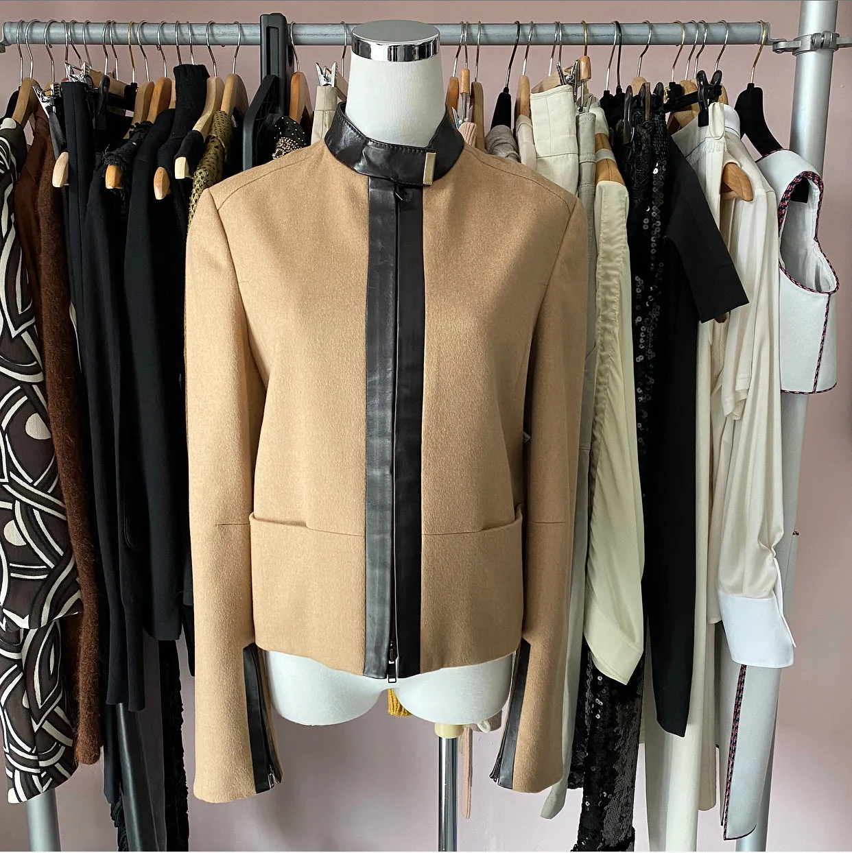 Gucci Camel Wool and Leather Trim Zip Front Jacket - 10