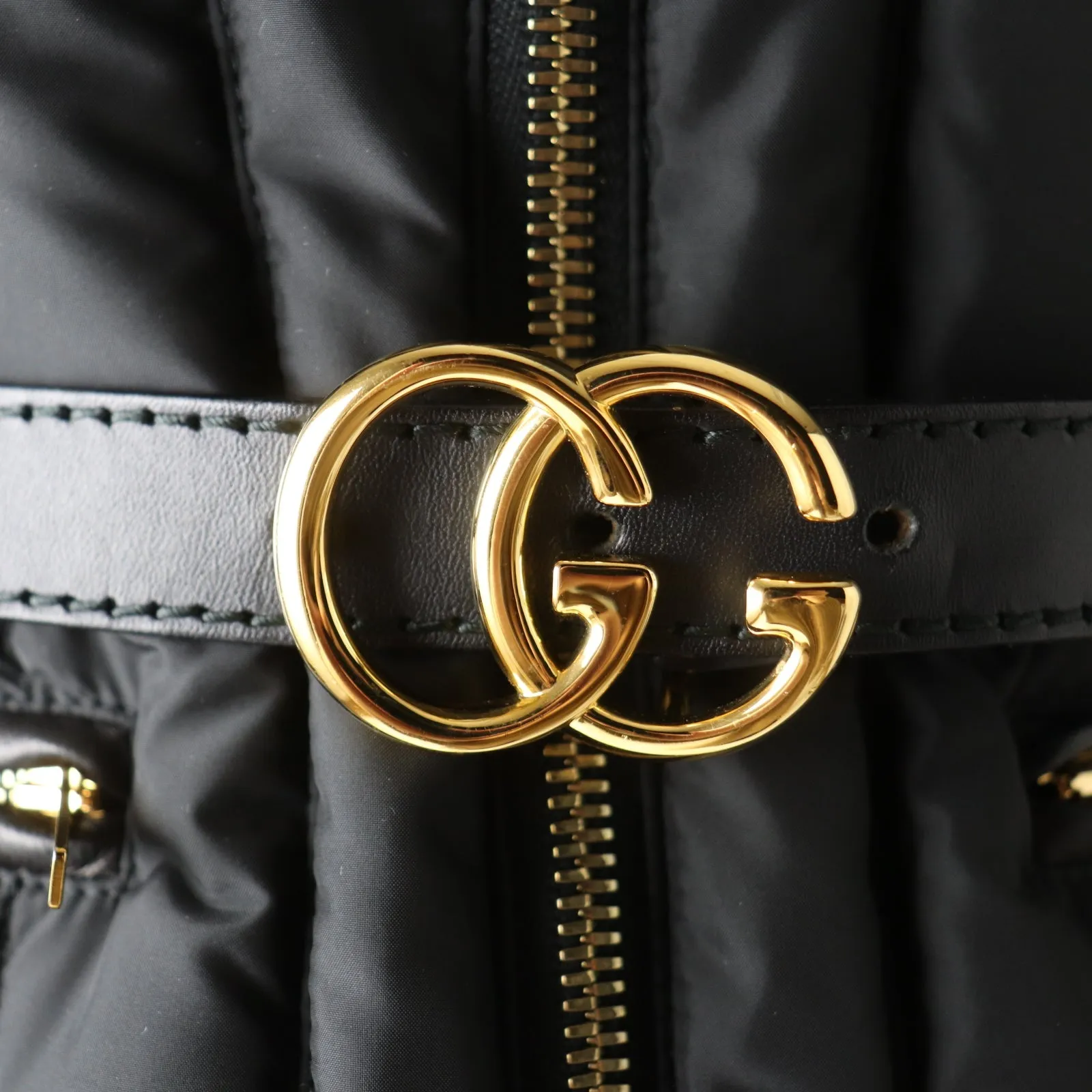 GUCCI Down jacket Outer: 100% polyester, Part: Leather, Lining: 100% polyamide (nylon), Filling: 90% down, Filling: 10% feather black Women 38 Used