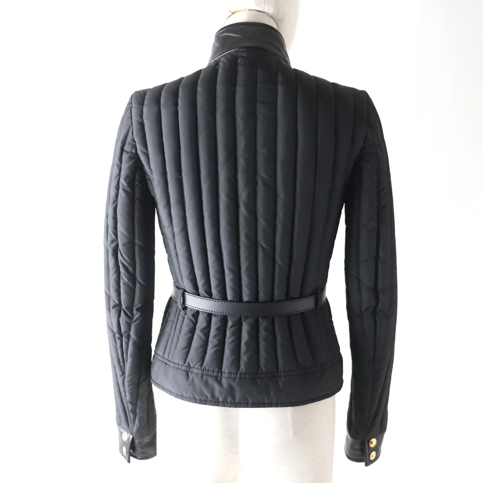 GUCCI Down jacket Outer: 100% polyester, Part: Leather, Lining: 100% polyamide (nylon), Filling: 90% down, Filling: 10% feather black Women 38 Used