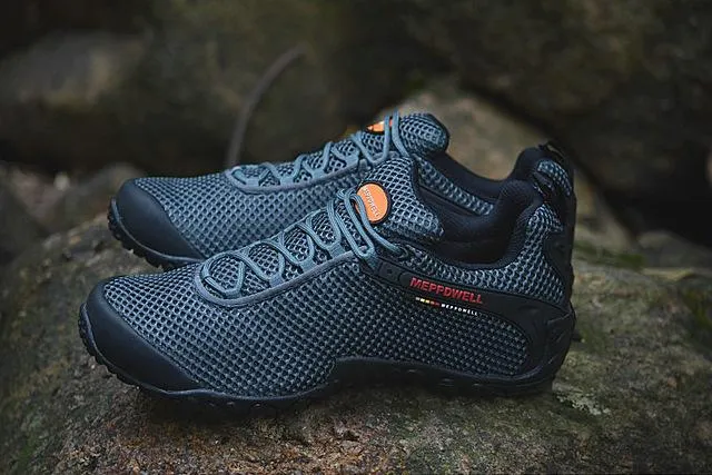 Men's hiking shoes