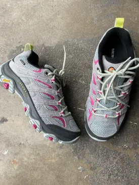 NEW Merrell Size 9 1/2 Gray/Purple Hiking Shoes